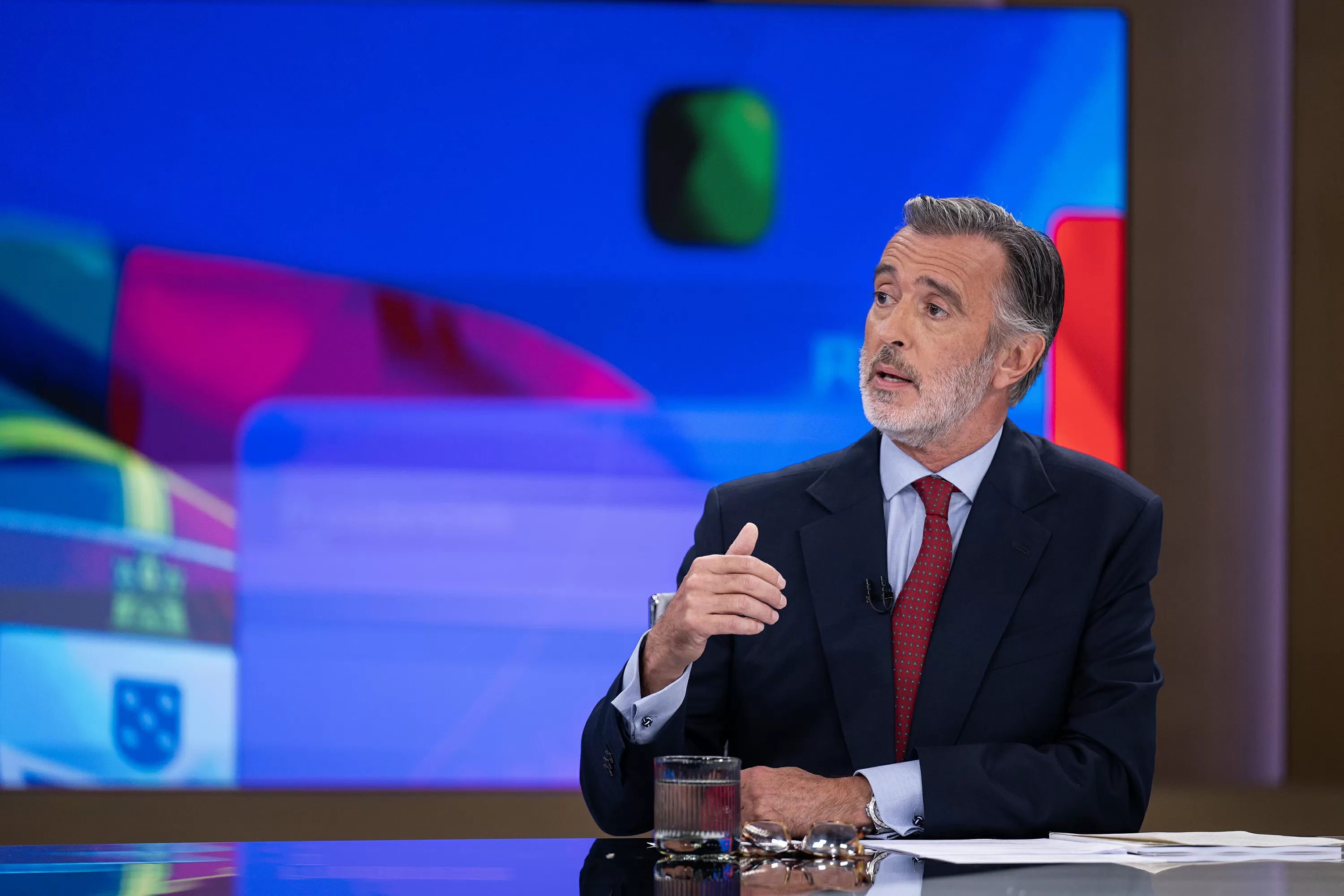 Cotrim de Figueiredo: "Os portugueses serão confrontados na segunda volta com uma péssima escolha entre António José Seguro e André Ventura"
