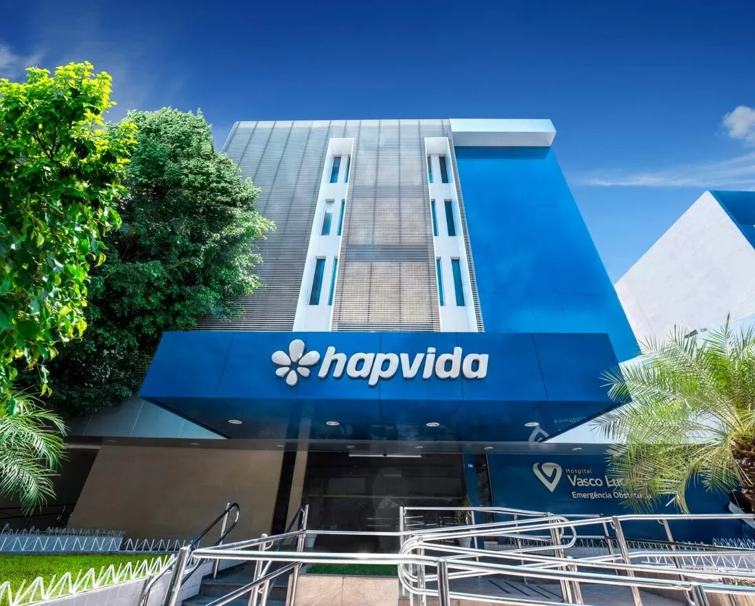 Hapvida (HAPV3) tem “vai e vem” na gestão; ação fecha em queda de mais de 8%