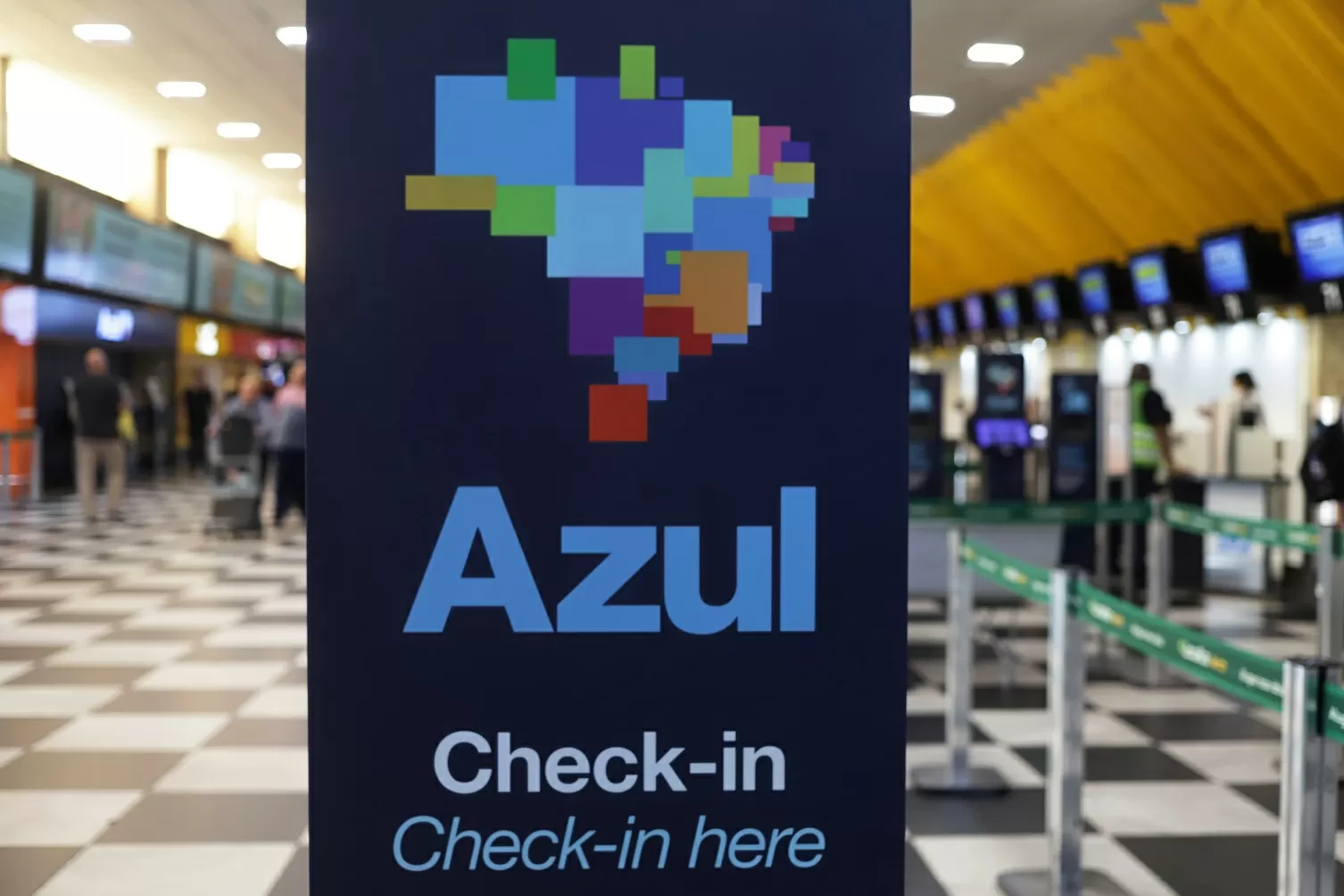 Ações da Azul (AZUL54) caem “impressionantes” 90% com histórico aumento de capital