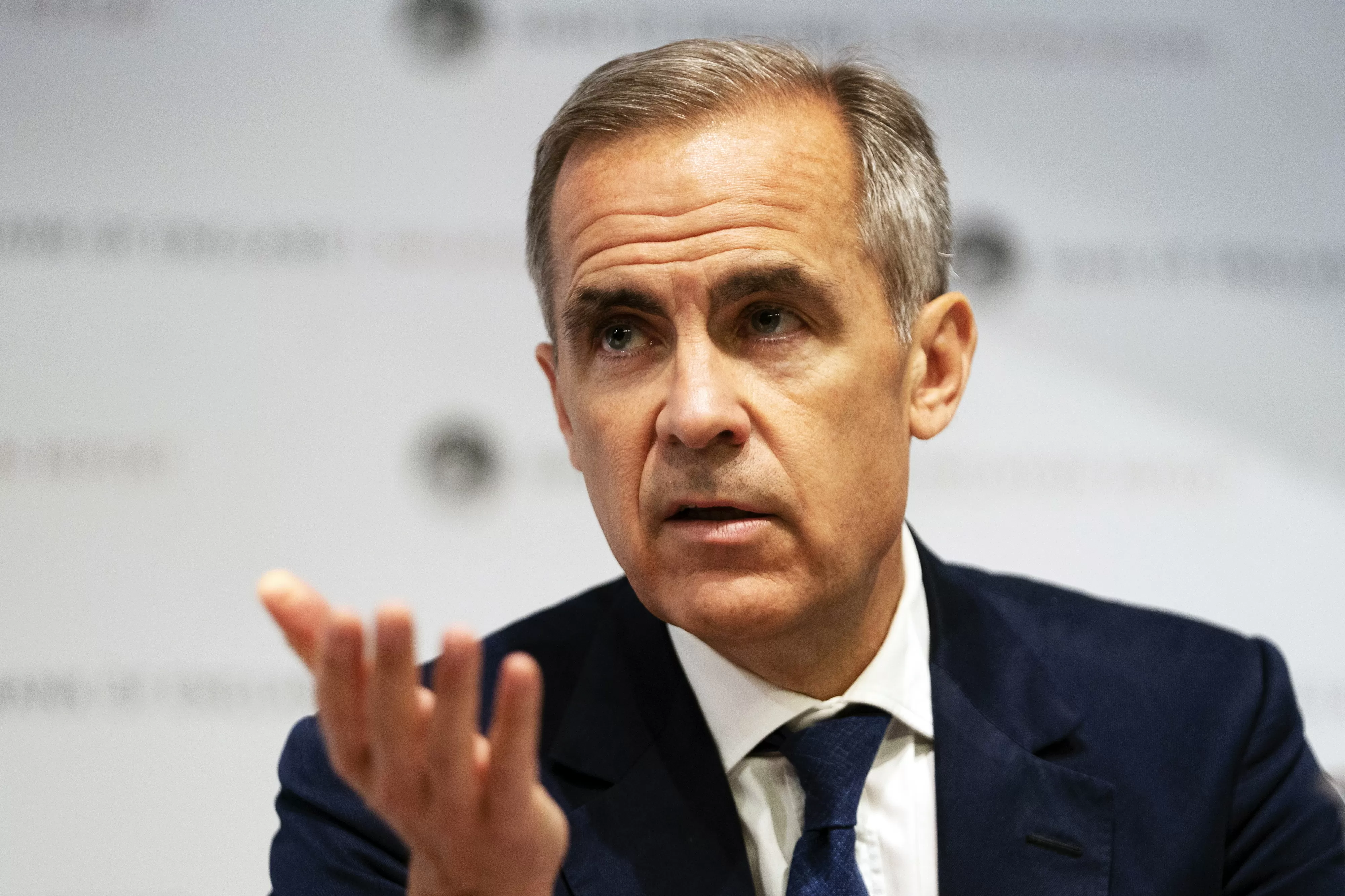 "Se não estamos à mesa, estamos no menu". O poderoso discurso de Mark Carney, primeiro-ministro do Canadá