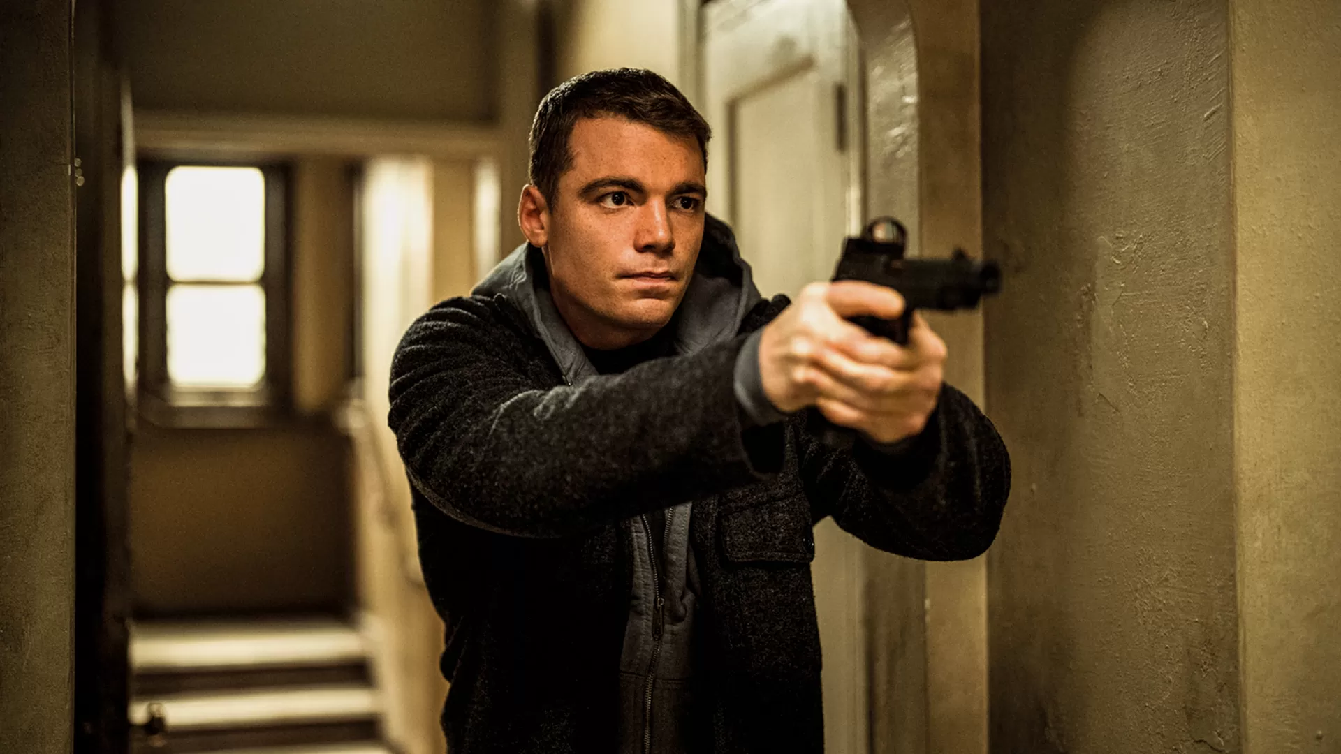Por que vale ver 3ª temporada de thriller ‘O Agente Noturno’ na Netflix