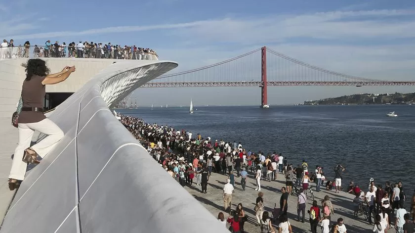 Exposição "Turn around" revela 25 anos da Coleção de Arte Fundação EDP