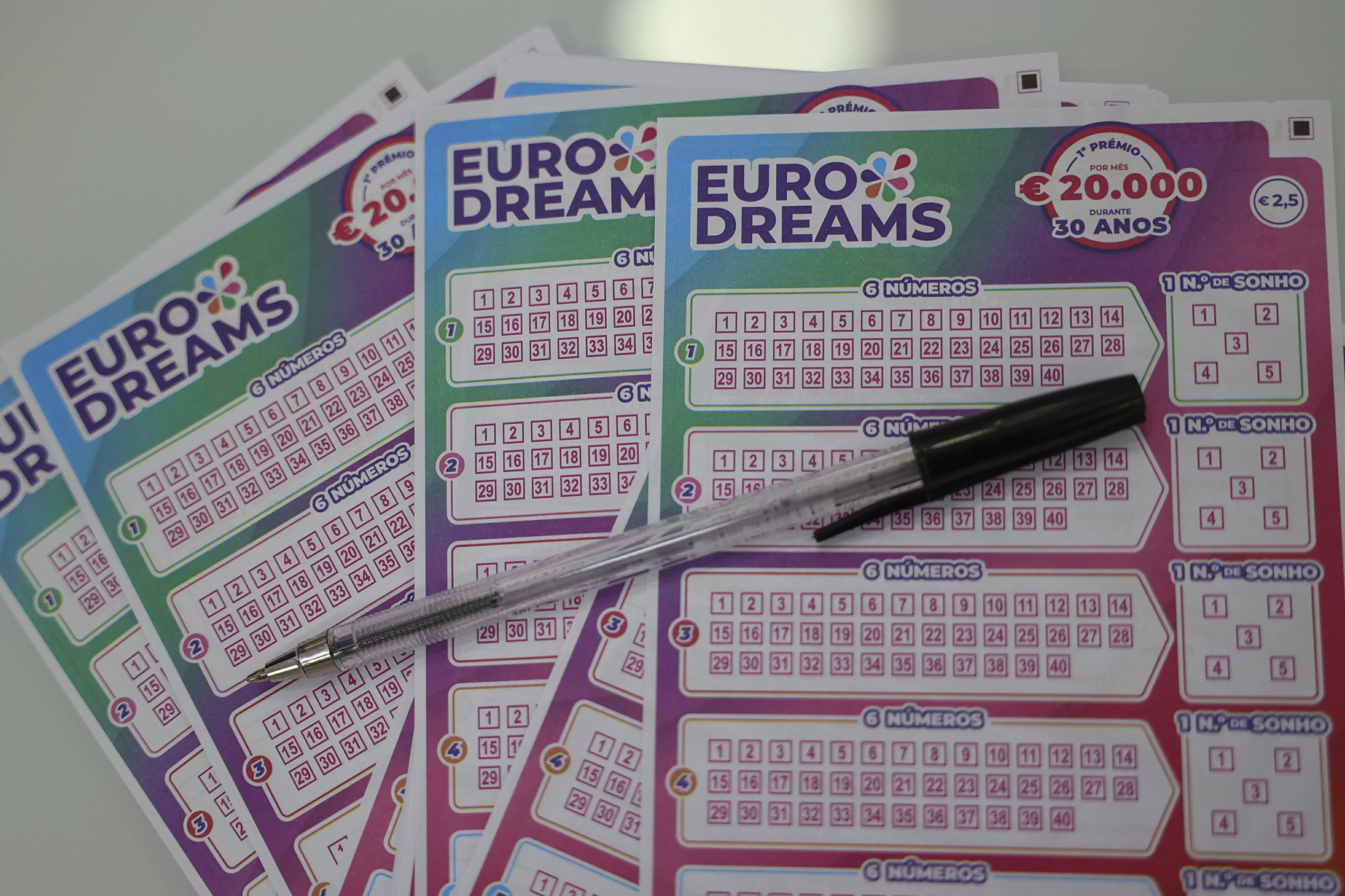 A semana começa com o Eurodreams. Conheça aqui a chave vencedora desta segunda-feira