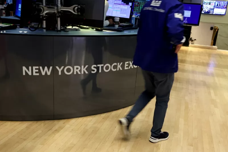 Wall Street sobe com ações de tecnologia e renova otimismo com IA