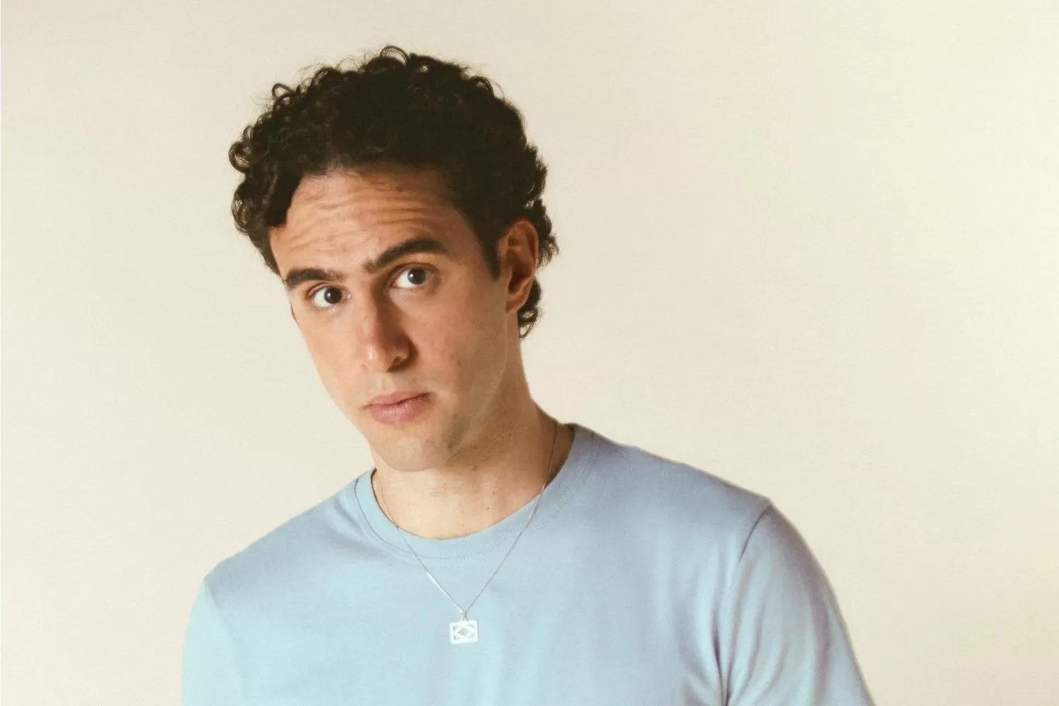 Zeca Veloso estreia sua primeira turnê: ‘inspiração espiritual’
