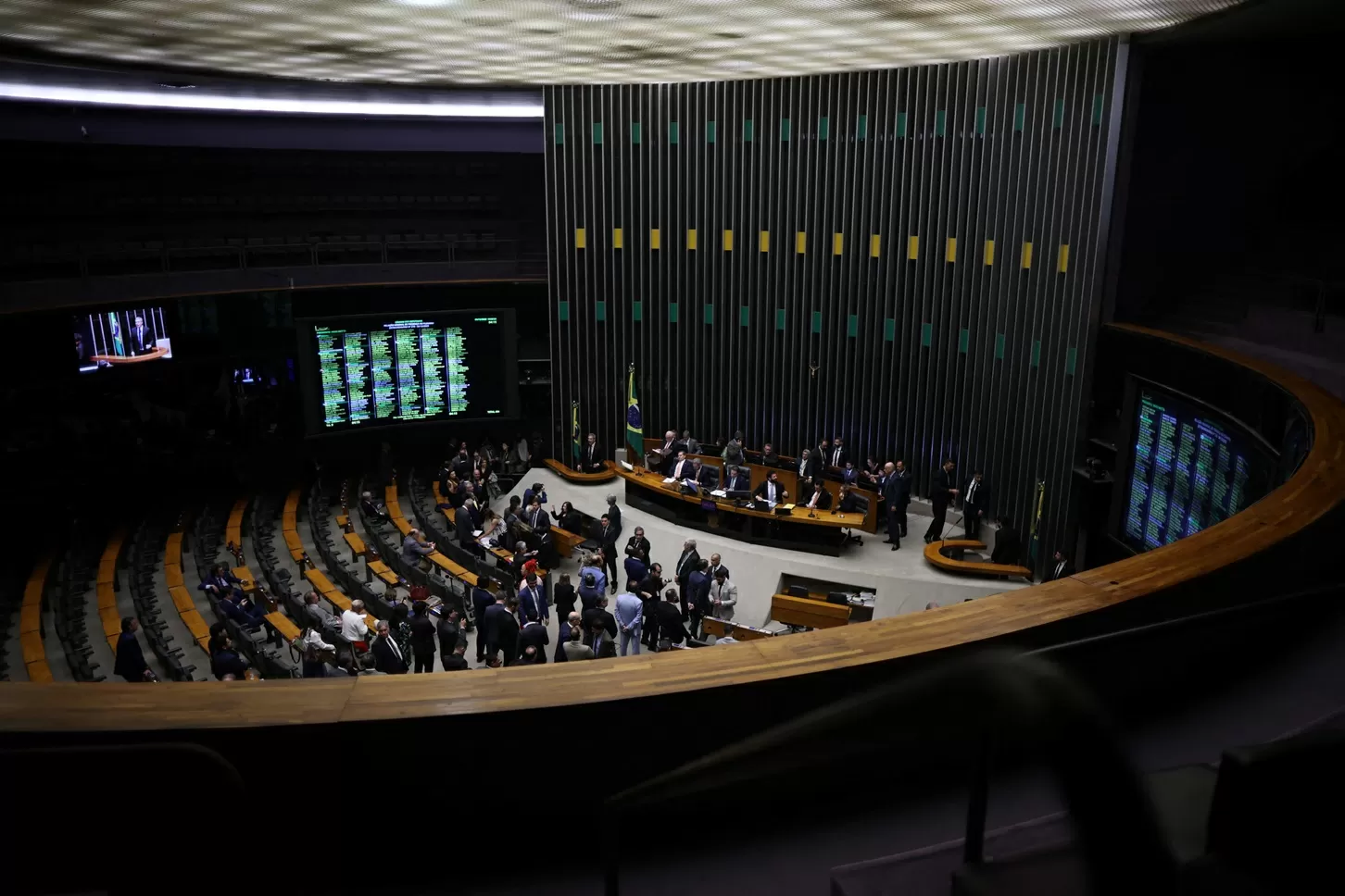 Câmara aprova permissão da venda de medicamentos em supermercados