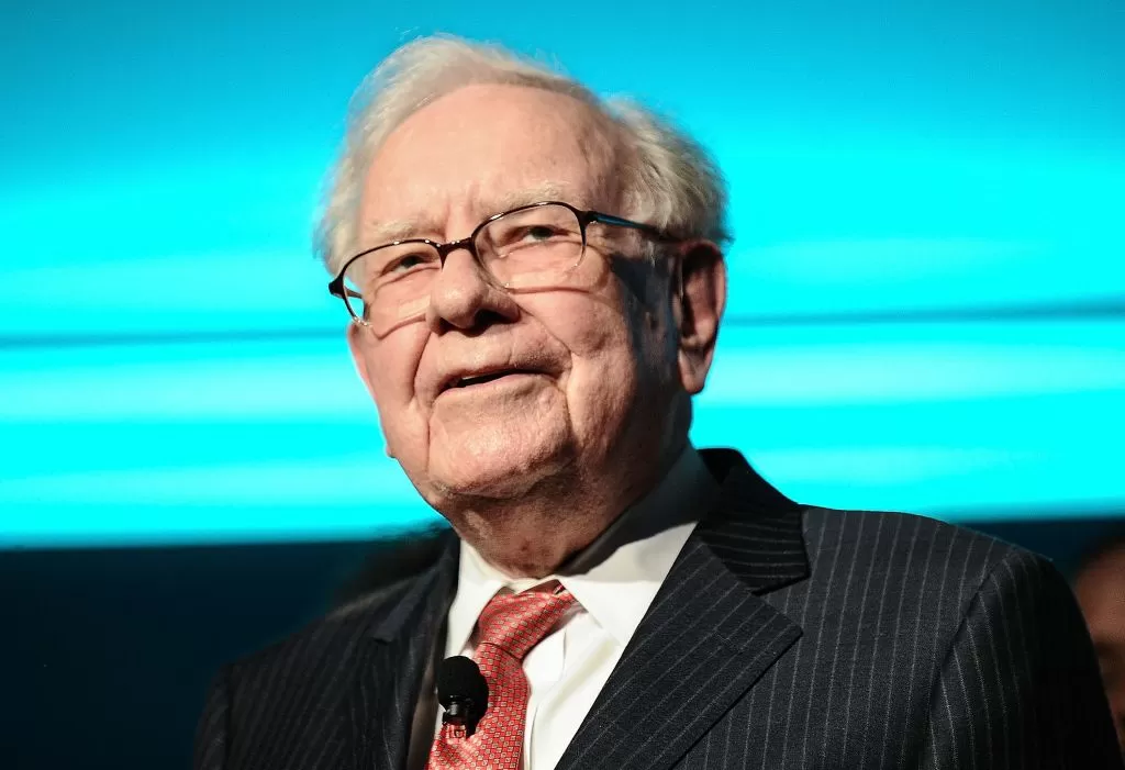 Berkshire, de Buffett, registra caixa recorde com aumento de lucros operacionais