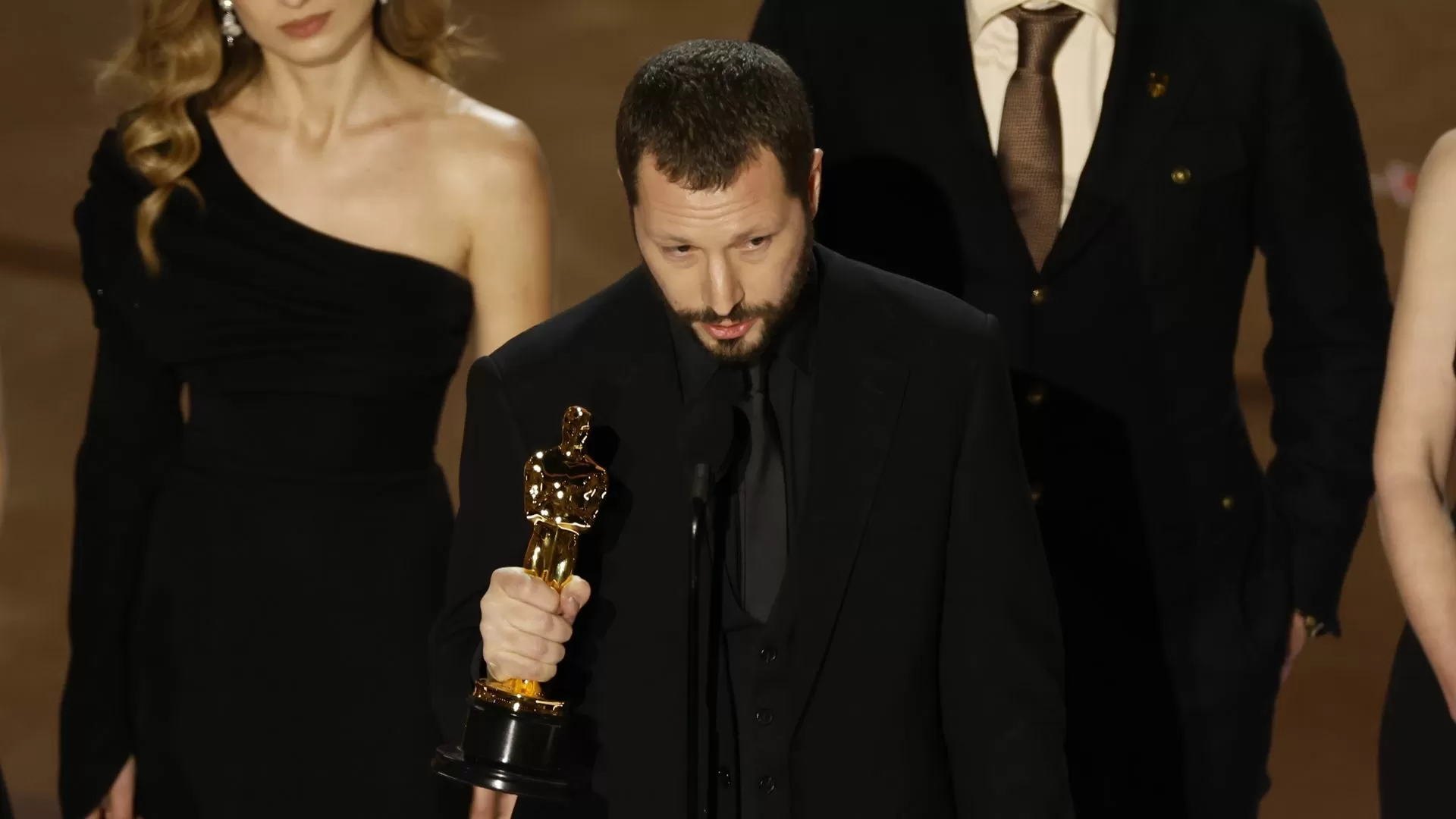 “Gostaria de nunca ter feito este filme”. Melhor Documentário dos Óscares é sobre a guerra na Ucrânia