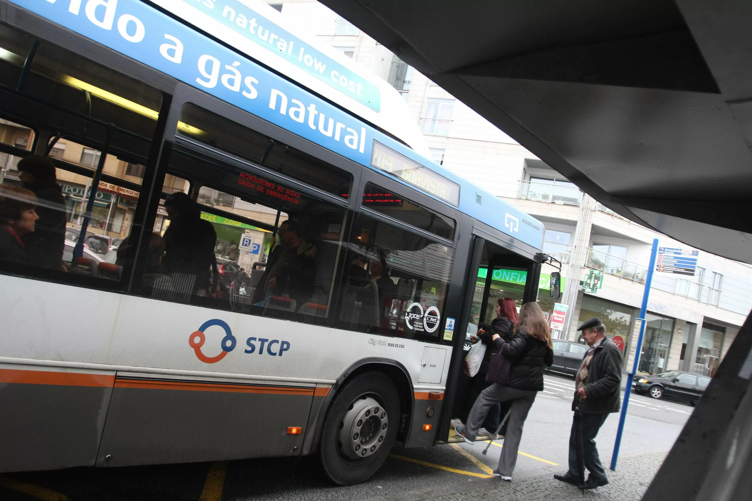 Porto. Assembleia unânime em atribuir competências de fiscalização à STCP