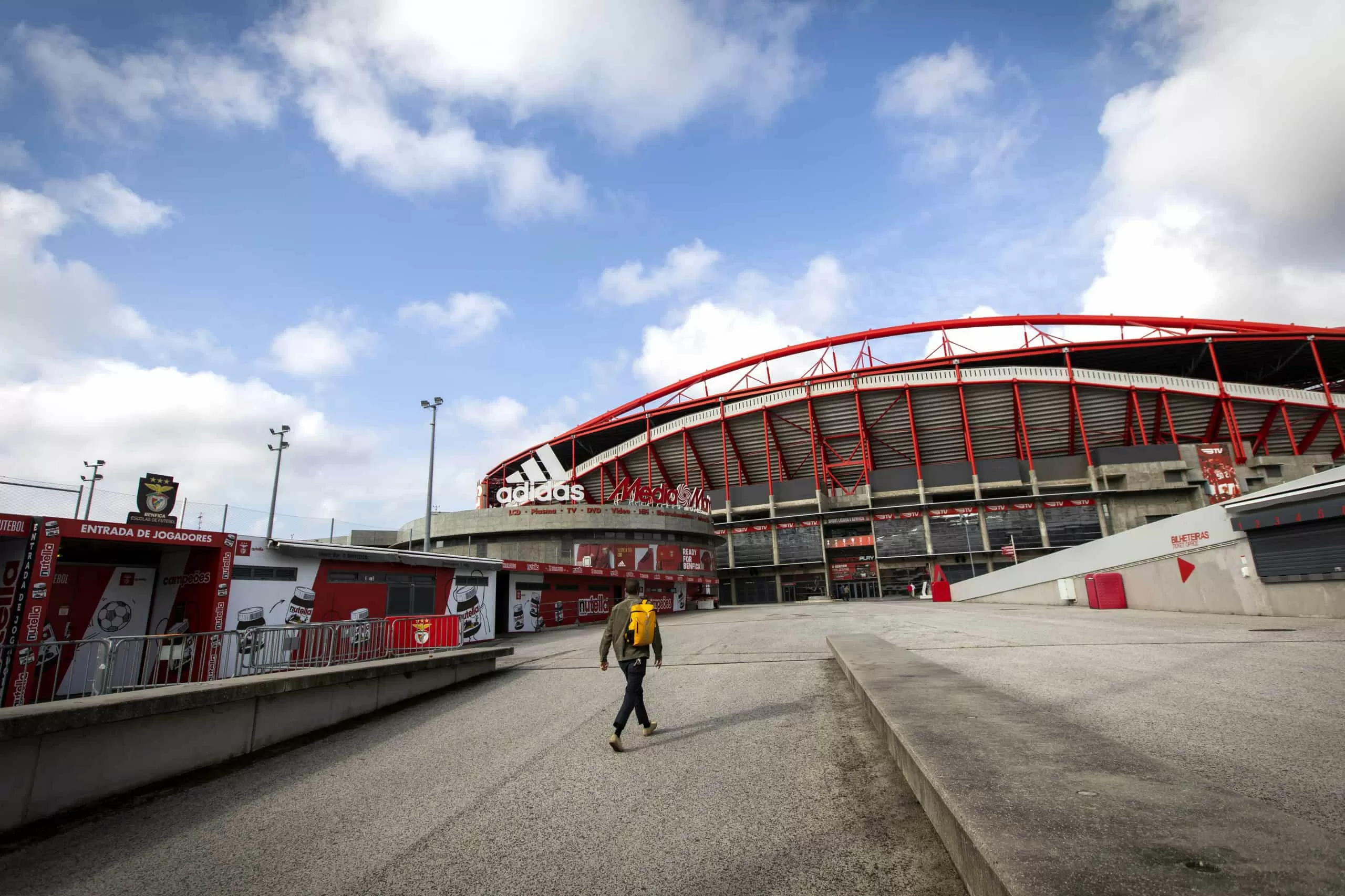 EM DIRETO: Tudo o que se vai passar nas horas antes do Benfica-Sporting