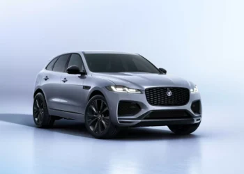 Jaguar celebra 90 anos com a última edição especial do F-Pace