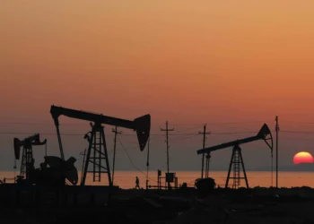 Brent para entrega em agosto fecha a subir 0,18% para 82,75 dólares