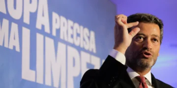 "Finalmente vamos ver-nos livres de Marcelo Rebelo de Sousa"