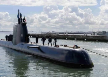 Após feito histórico, submarino Arpão regressou a Lisboa. As imagens
