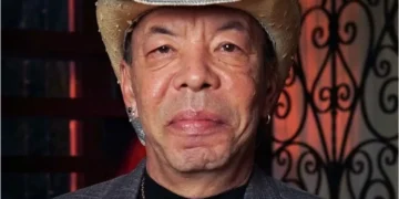 Morre, aos 67 anos, o cantor sertanejo Chrystian que fez dupla com o irmão Ralf