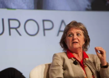 Demissão de Costa "causou perplexidade na Europa". "Não batia certo"