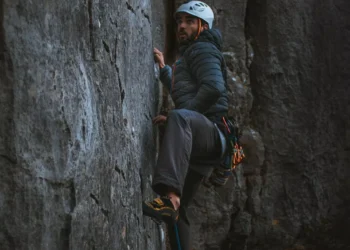 “Explorando os Benefícios do Esporte: Uma Perspectiva Abrangente”