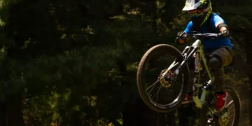 “Descubra o universo dos Deportes”