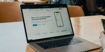 “O desenvolvimento financeiro de Angola: conquistas e desafios”