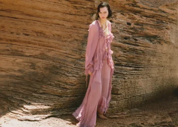 Tendências ‘boho’ chegaram ao catálogo da Mango. Eis as novidades