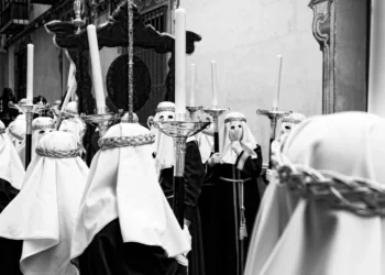 “Mercado imobiliário na Costa del Sol: qualidade de vida e beleza”