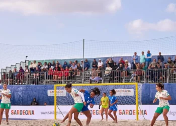 Seleção lusa feminina perde com Itália na Superfinal de futebol de praia