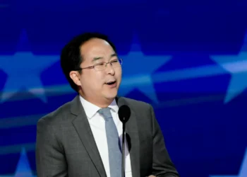 Andy Kim é o primeiro coreano-americano eleito para o Senado nos EUA