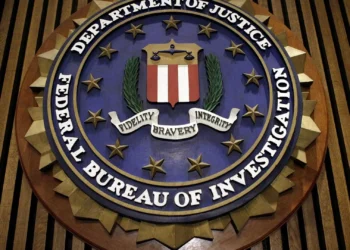 Eleições nos EUA. FBI alerta para vídeos que promovem “falsas narrativas”