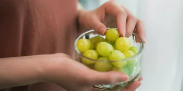 Tem mesmo de parar de deitar fora as grainhas das uvas. Eis a explicação