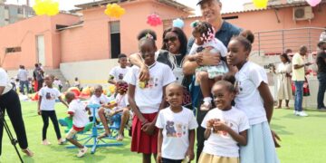 Mensagem de felicitações às crianças