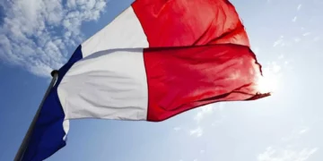 França anuncia “medidas” após restrições diplomáticas da Venezuela