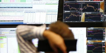 Bolsas europeias em alta à espera das atas do BCE