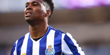 São Paulo farta-se da indecisão do FC Porto e retira proposta por Wendell
