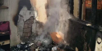 Casa pega fogo no bairro Dona Clara, em Timbó