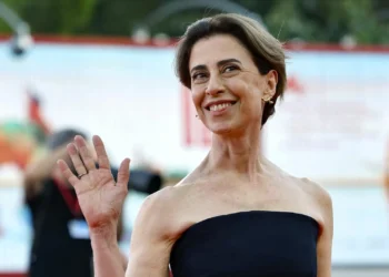 Fernanda Torres merece ganhar, mas Demi Moore deve levar para casa o Óscar