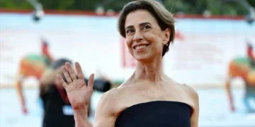 Fernanda Torres merece ganhar, mas Demi Moore deve levar para casa o Óscar