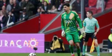 Matheus Magalhães com estreia de sonho (e vitória) no Ajax