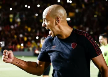 Sport Recife, de Pepa, volta a sorrir no Pernambucano