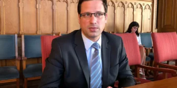 Hungria quer acabar com marchas públicas de orgulho LGBTQIA+