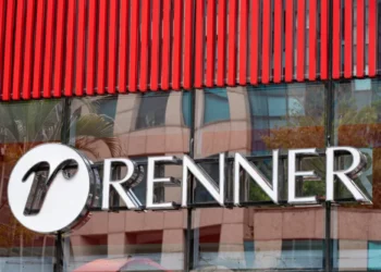 Lojas Renner: ação desaba 14% após 4T e nem recompra salva: o que desapontou mercado?