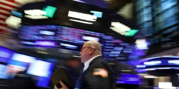 Wall Street fecha em forte queda com crescentes preocupações com economia dos EUA