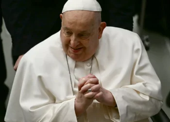 Conferência Episcopal pede que se reze pelo Papa (e sugere prece)