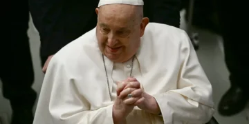 Conferência Episcopal pede que se reze pelo Papa (e sugere prece)