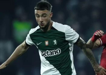 Leão ‘abafa’ galo e Sporting está nas ‘meias’ da Taça de Portugal