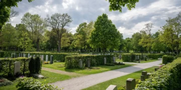 Polícia alemã investiga autocolantes com QR code deixados em cemitérios