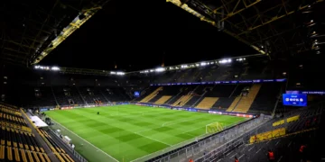 [0-0] Dortmund-Sporting: Rola a bola no Signal Iduna Park