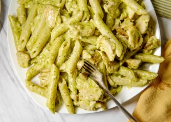 Receita. Vamos fazer pesto de espinafres com frutos secos?