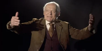 Aos 91, Othon Bastos estreia peça em SP: “Só envelhece quem se entrega”