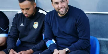 Alverca deixa escapar vantagem e pode ver ‘fugir’ o comboio da subida