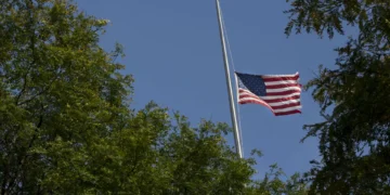 Juiz decide que desmantelamento da USAID viola Constituição dos EUA